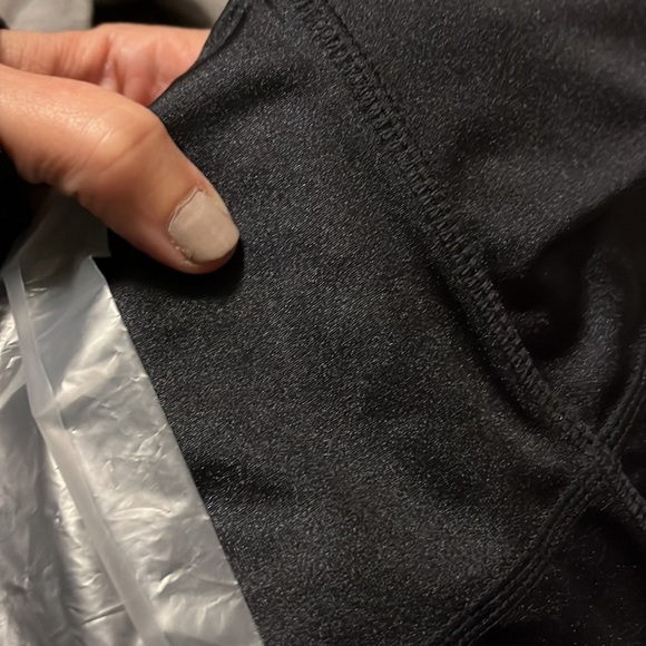 Fabletics oasis shine high waisted pocket seven eights leggings, new - Picture 7 of 7